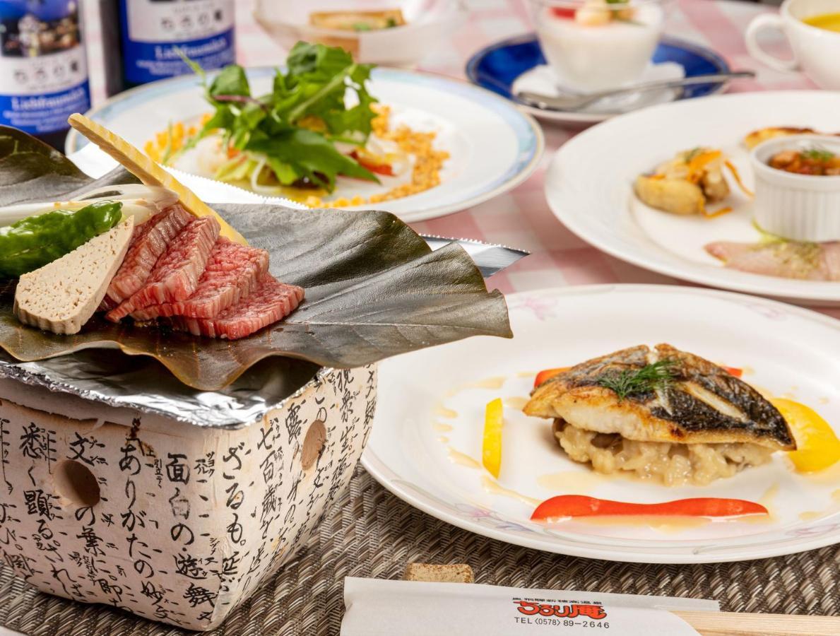 Resort Inn Chirorian Такаяма Екстериор снимка
