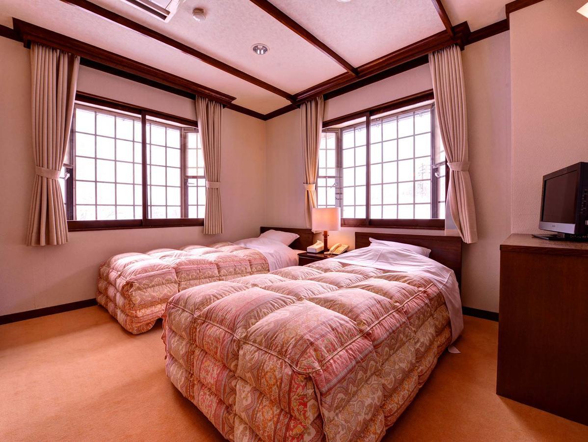 Resort Inn Chirorian Такаяма Екстериор снимка