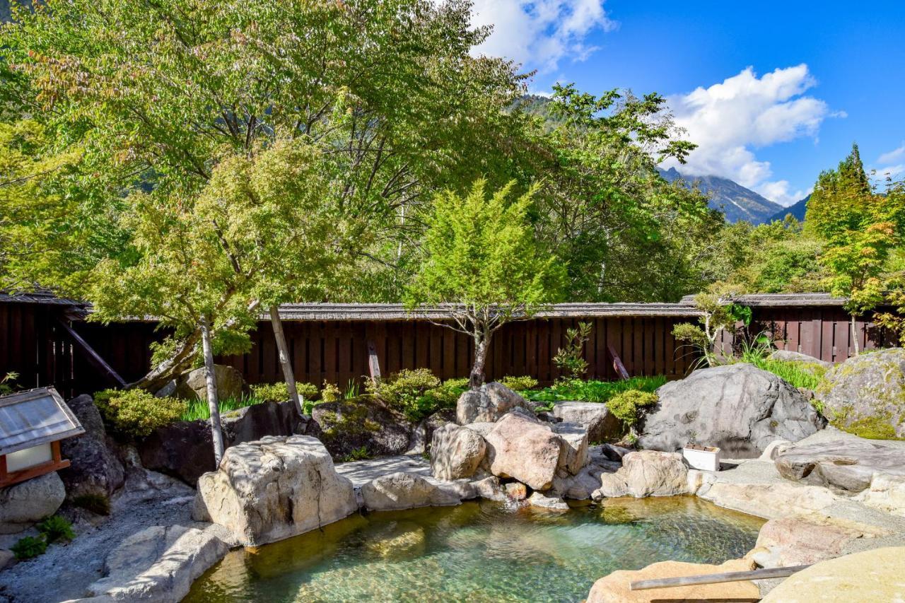 Resort Inn Chirorian Такаяма Екстериор снимка