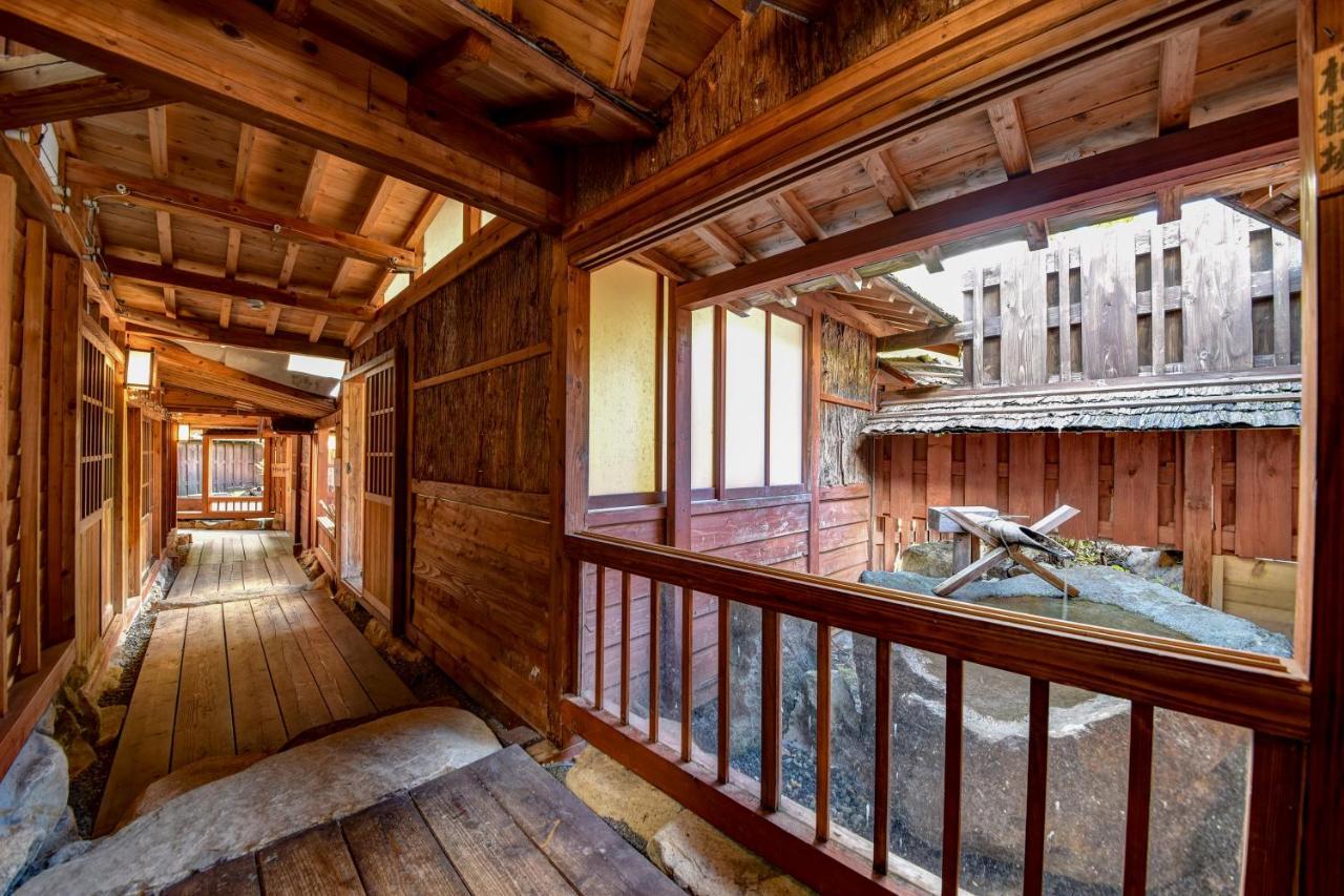 Resort Inn Chirorian Такаяма Екстериор снимка